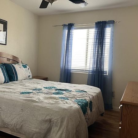 Vic'S 3 Bedroom 4Beds & Pool Centrally Located! Las Vegas Exterior photo